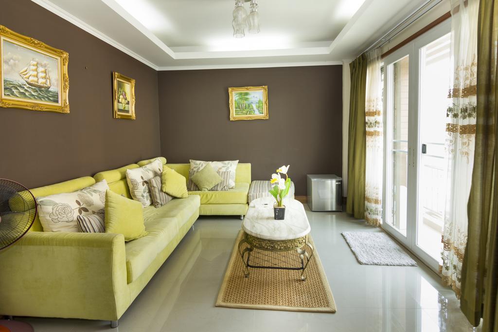 Nowhere Villa Mars Pattaya Extérieur photo