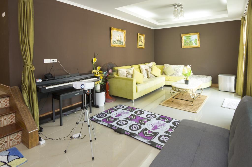 Nowhere Villa Mars Pattaya Extérieur photo