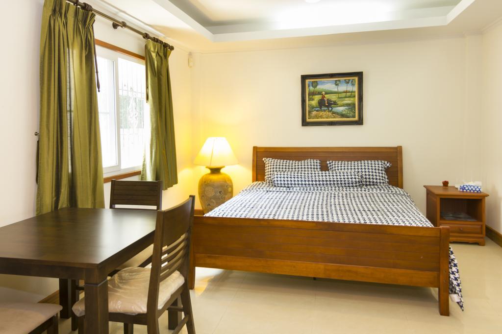 Nowhere Villa Mars Pattaya Extérieur photo