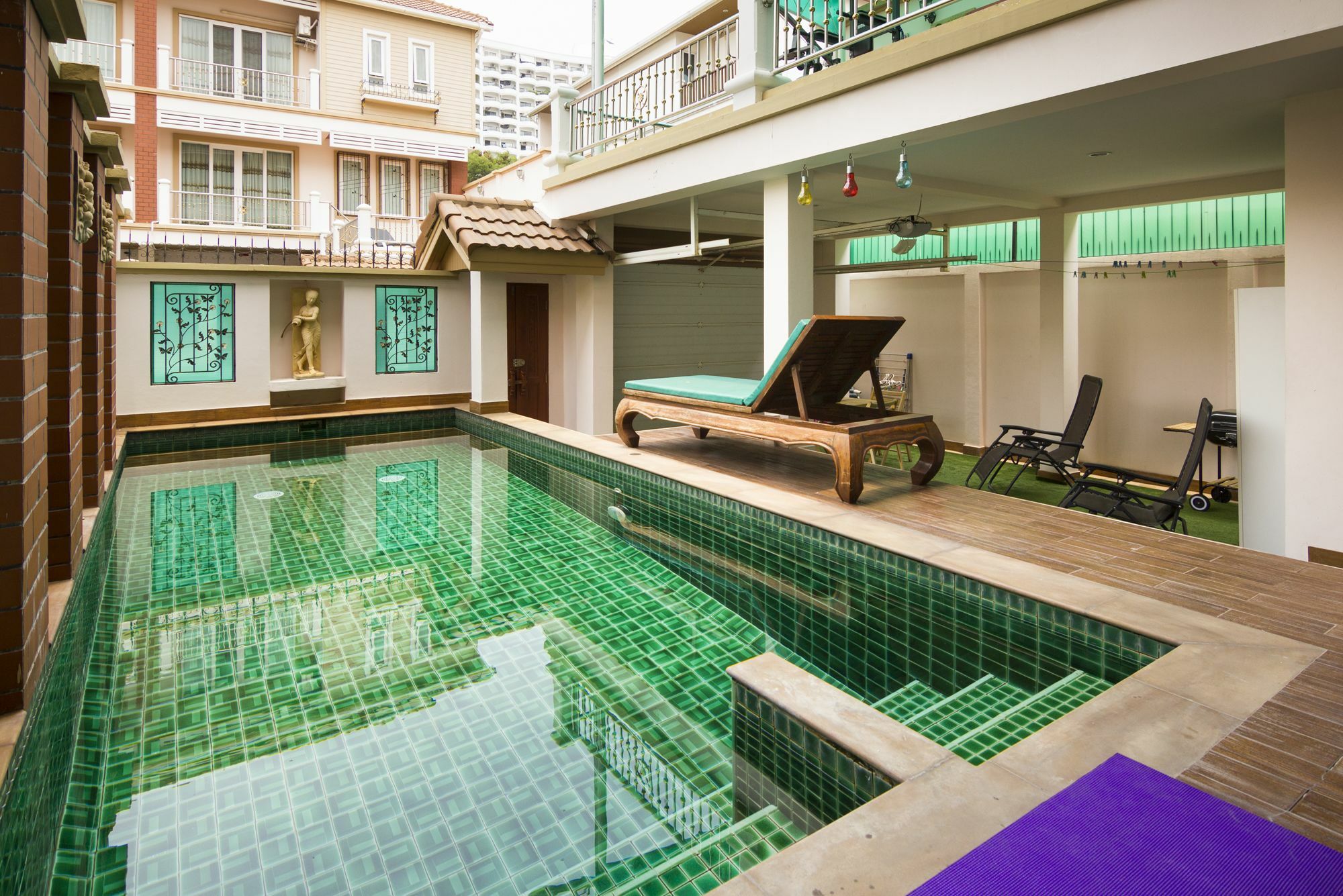 Nowhere Villa Mars Pattaya Extérieur photo